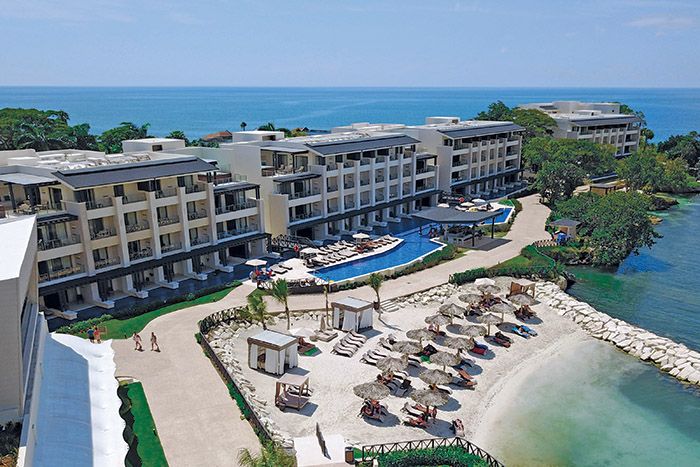 Hideaway at Royalton Negril 2